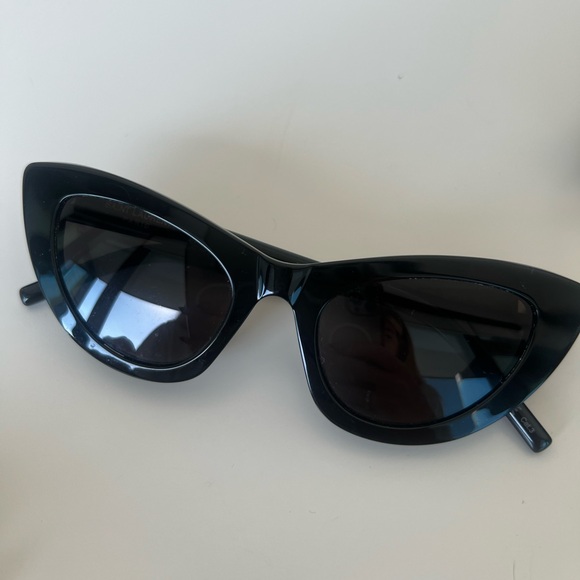 Saint Laurent SL 213 sunglasses - Picture 4 of 4